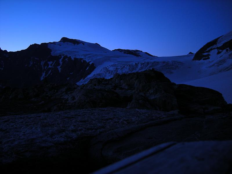20080712_sacsusten 095.jpg - Sustenhorn at dawn